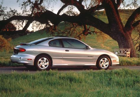 2000 Pontiac Sunfire photo