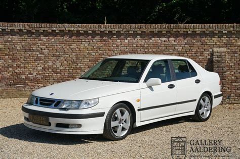 2000 Saab 9-5 photo