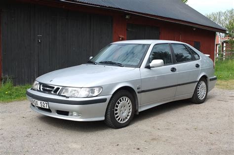 2000 Saab Aero photo
