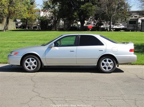 2000 Toyota Camry photo