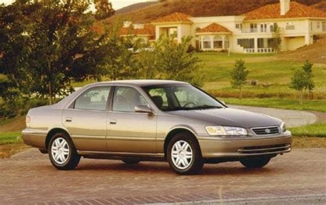 2000 Toyota Camry