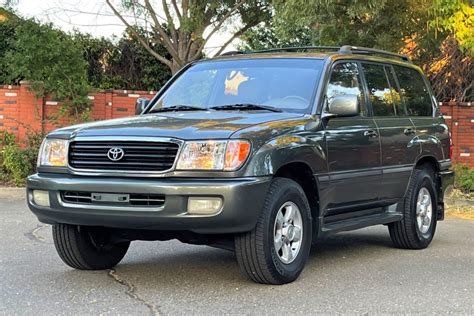 2000 Toyota Land cruiser photo