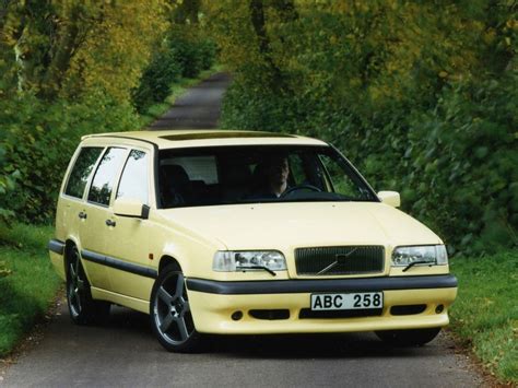 2000 Volvo 850 photo