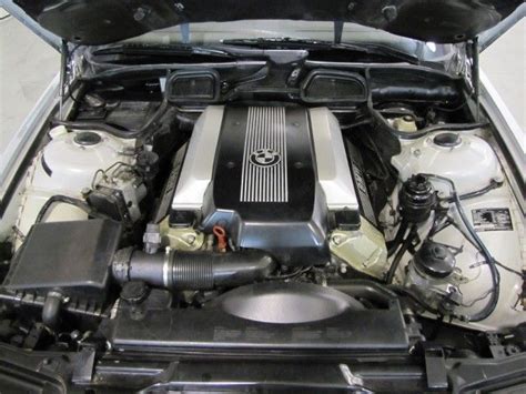 2001 Bmw 740i engine