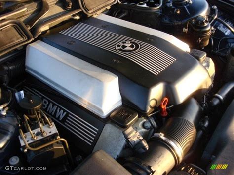 2001 Bmw 740il engine