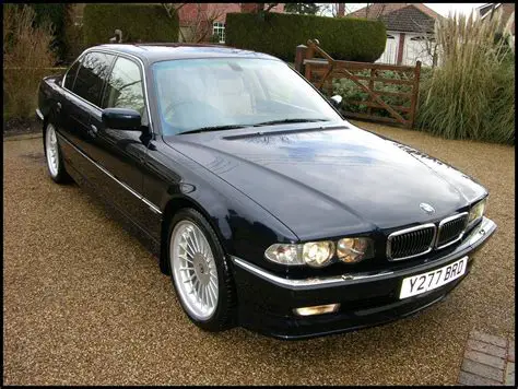 2001 Bmw 750 photo