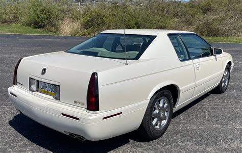 2001 Cadillac Eldorado photo