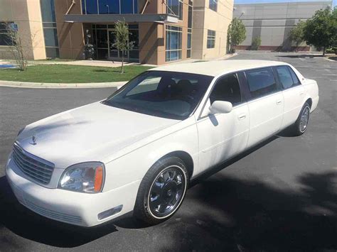 2001 Cadillac Limousine