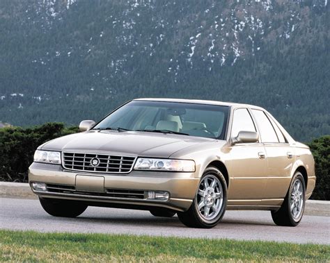 2001 Cadillac Seville photo