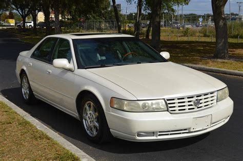 2001 Cadillac Sts photo