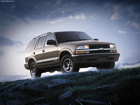 2001 Chevrolet Blazer photo