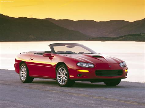 2001 Chevrolet Camaro photo