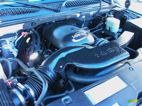 2001 Chevrolet Suburban 1500 engine