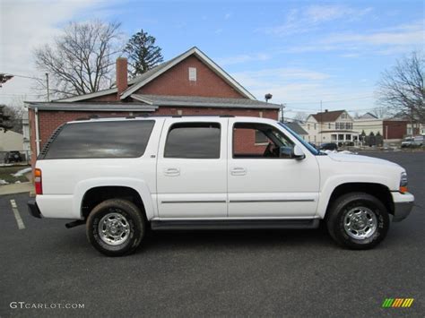 2001 Chevrolet Suburban photo