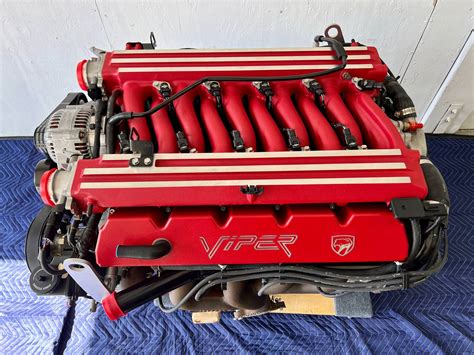 2001 Dodge Viper engine