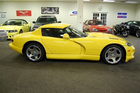 2001 Dodge Viper photo