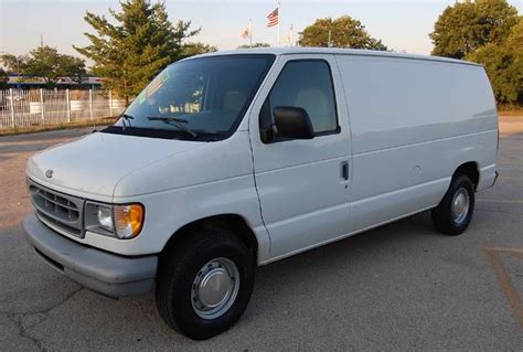 2001 Ford E-150