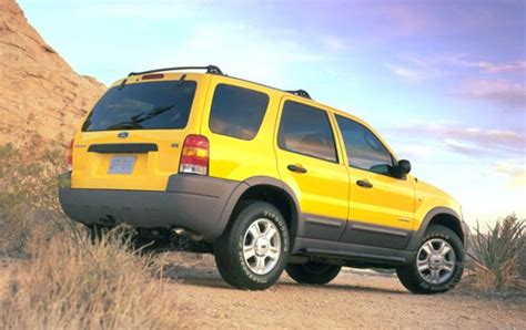 2001 Ford Escape photo