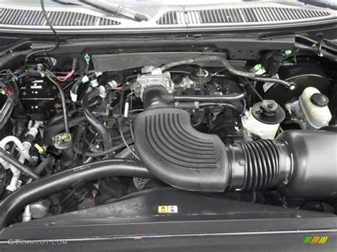 2001 Ford Expedition engine