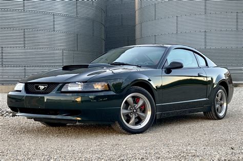 2001 Ford Mustang photo