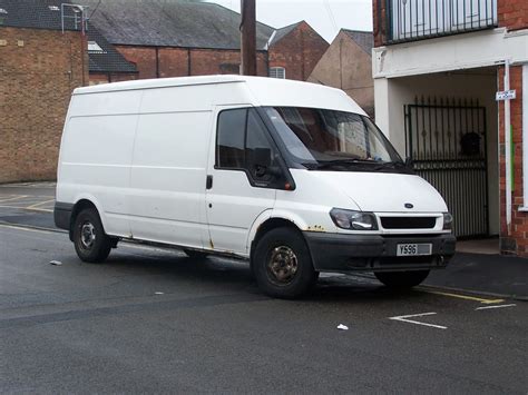 2001 Ford Transit photo