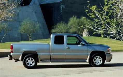 2001 Gmc C3 photo