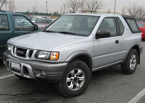 2001 Isuzu Rodeo sport photo