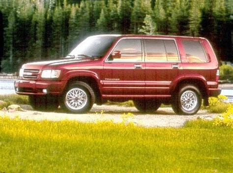 2001 Isuzu Trooper photo