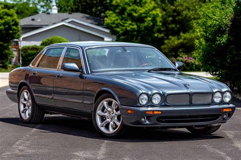 2001 Jaguar Xjr