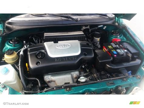 2001 Kia Rio engine