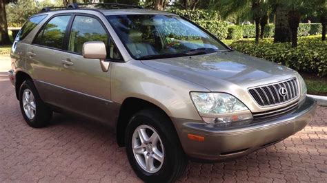 2001 Lexus Rx photo