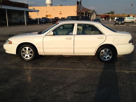 2001 Mazda 626 photo