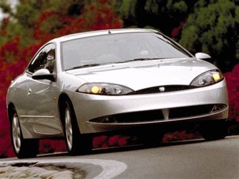 2001 Mercury Cougar photo