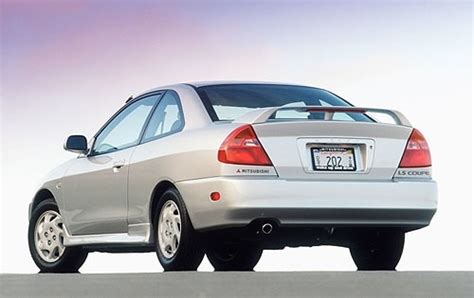 2001 Mitsubishi Mirage photo