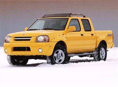 2001 Nissan Crew cab photo