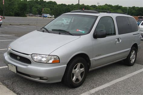 2001 Nissan Quest photo