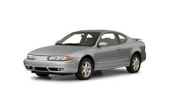 2001 Oldsmobile Alero photo