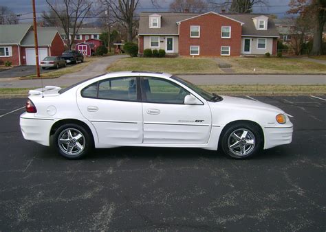 2001 Pontiac Grand am photo