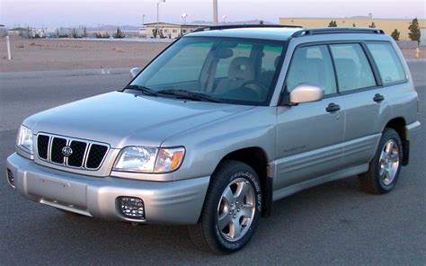 2001 Subaru Forester photo