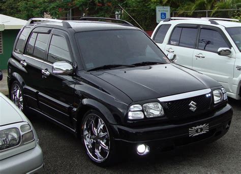 2001 Suzuki Grand vitara photo