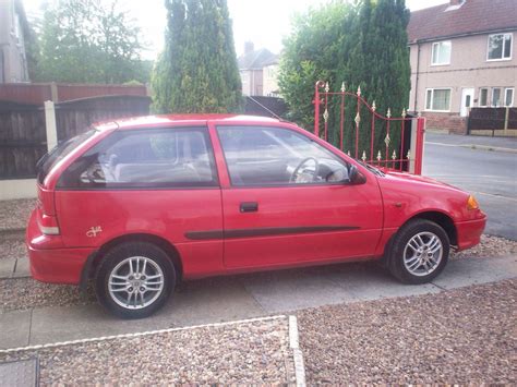 2001 Suzuki Swift engine