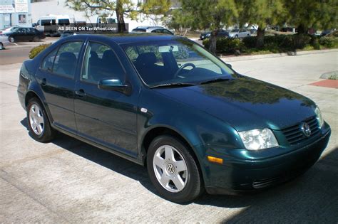 2001 Volkswagen Jetta photo