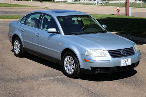 2001 Volkswagen Passat photo