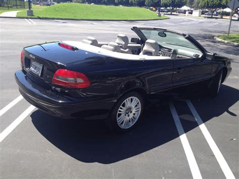 2001 Volvo C70 convertible photo