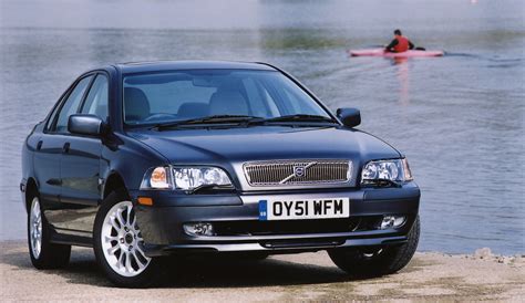 2001 Volvo S40