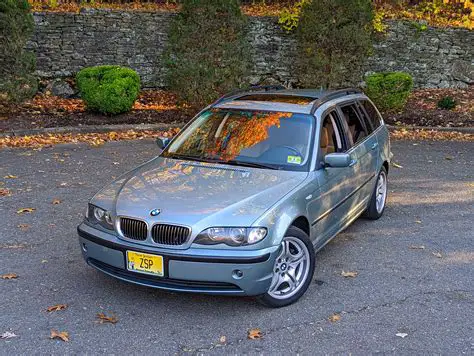 2002 Bmw 325xit photo