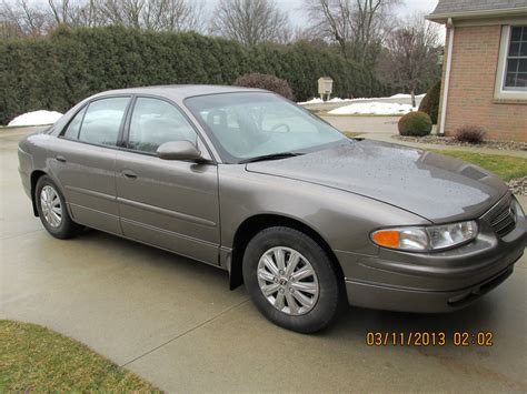 2002 Buick Regal photo