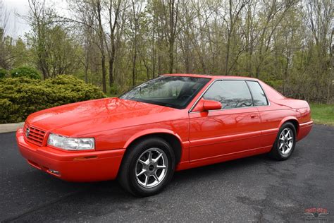 2002 Cadillac Eldorado photo