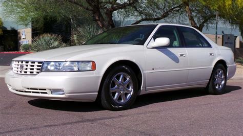 2002 Cadillac Seville photo