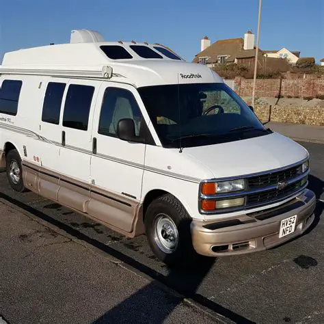 2002 Chevrolet Roadtrek